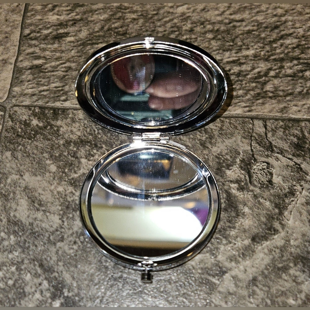 Silver Rhinestone Compact Mirror BNIB - Picture 11 of 14